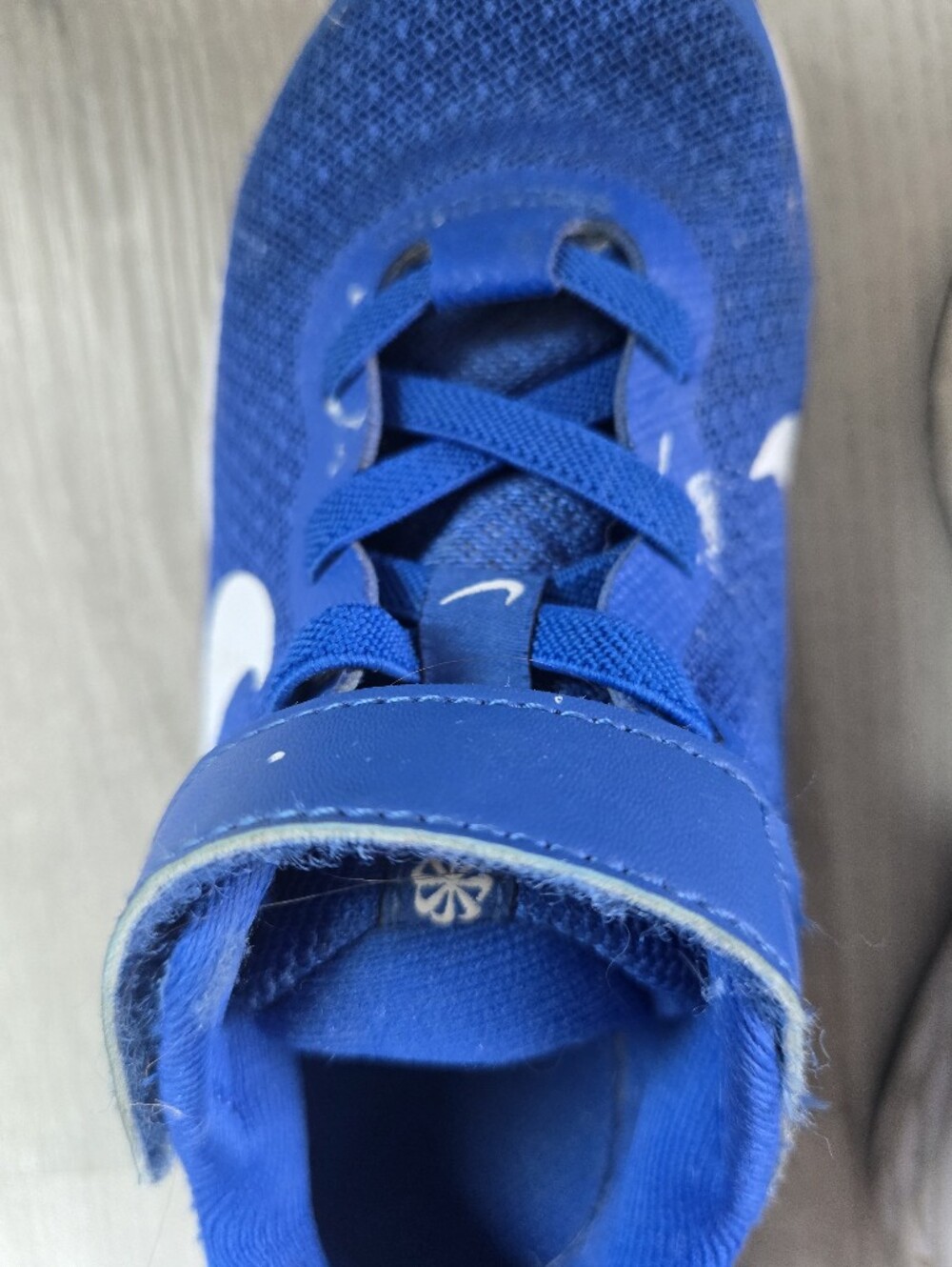 Boys Nike Running Shoes - Picture 5 of 6